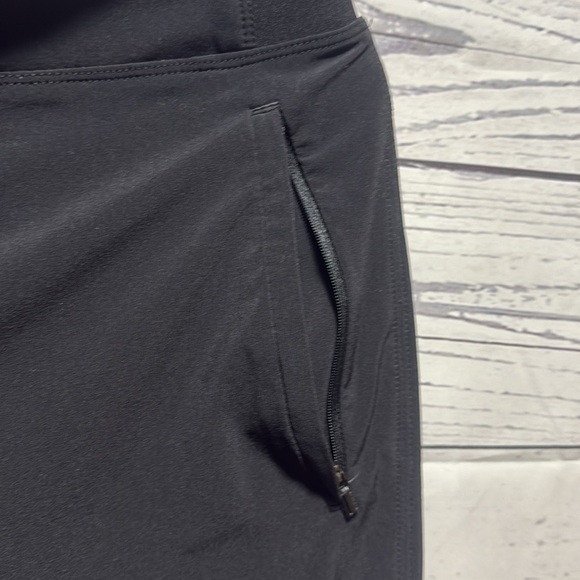 Athleta pull on pants - Picture 4 of 7